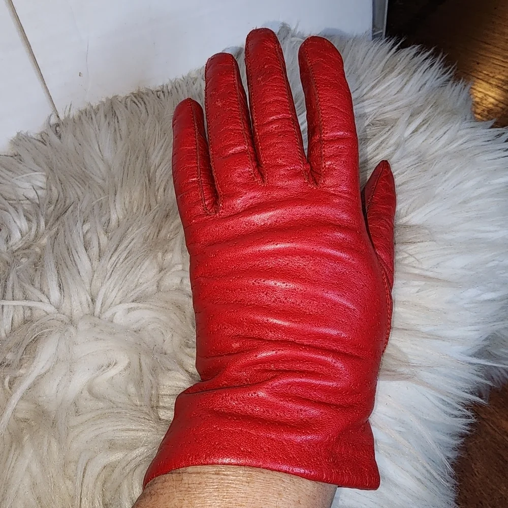 Van Raalte Vintage Red Textured Leather Gloves S